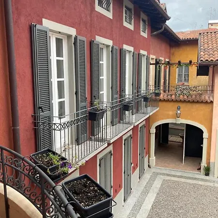 La Corte Di Vicolo Torre Apartment