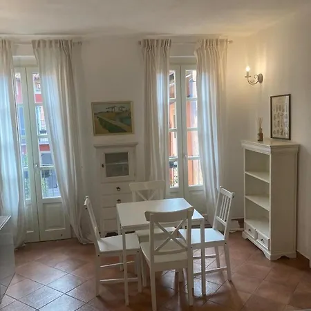 La Corte Di Vicolo Torre Apartment *